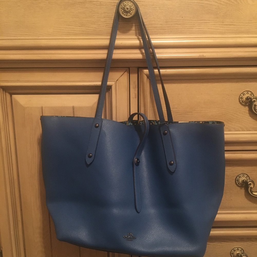 Authentic Coach tote